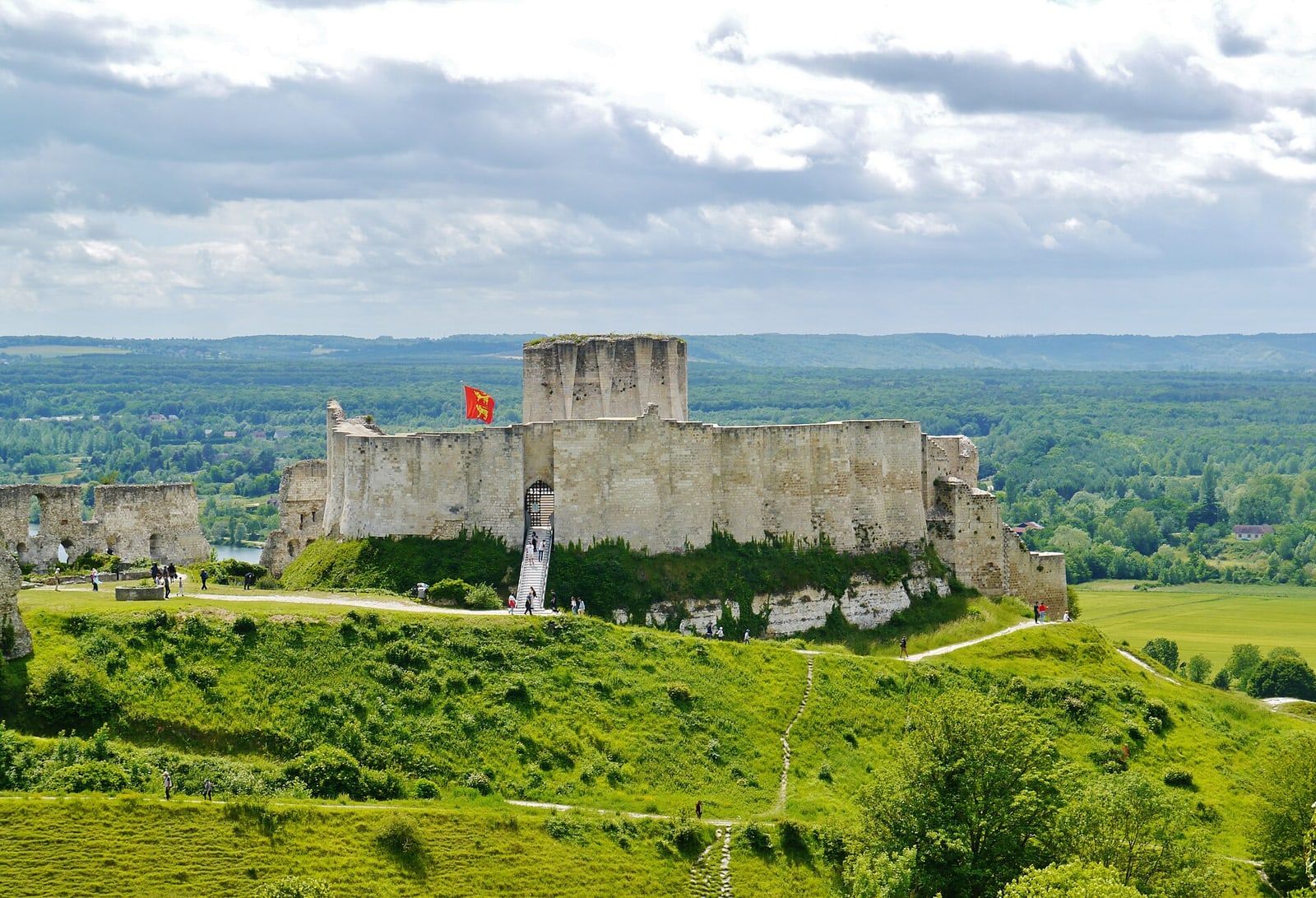 The keep and walls of Château-Gaillard, with the Normandy countryside on the horizon